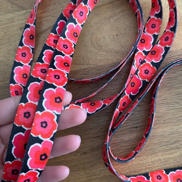 Pet Safe Easy Walk Leash in Poppy size medium- large LOT OF 2 new and unused - Picture 4 of 8